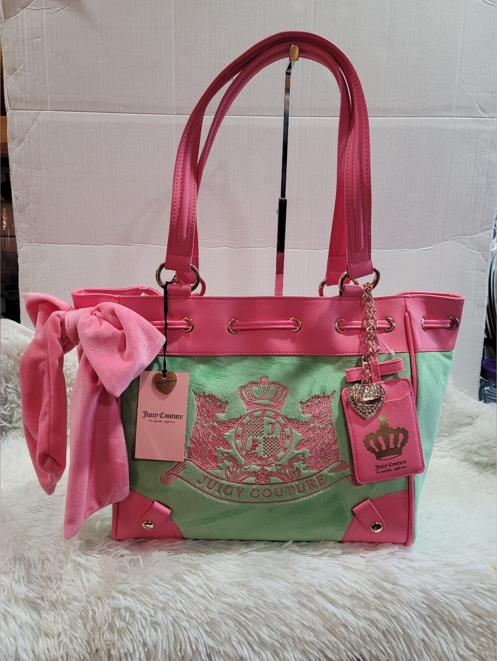 Juicy Couture Classic Scottie Dogs Daydreamer Shoudler Bag